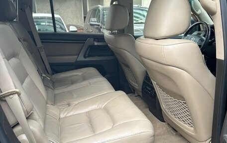 Toyota Land Cruiser 200, 2008 год, 3 600 000 рублей, 10 фотография