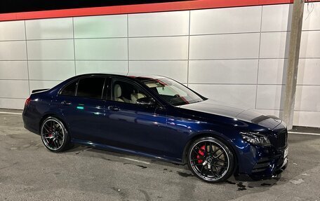 Mercedes-Benz E-Класс, 2018 год, 4 200 000 рублей, 7 фотография