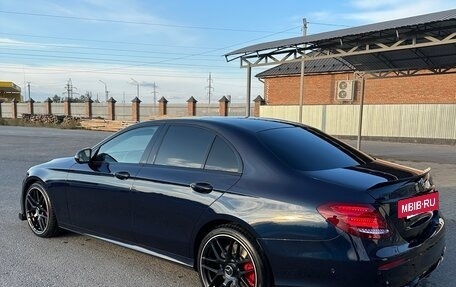 Mercedes-Benz E-Класс, 2018 год, 4 200 000 рублей, 6 фотография