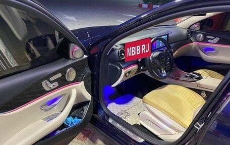 Mercedes-Benz E-Класс, 2018 год, 4 200 000 рублей, 10 фотография