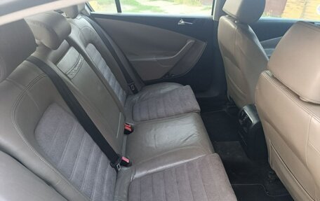 Volkswagen Passat B6, 2005 год, 400 000 рублей, 3 фотография