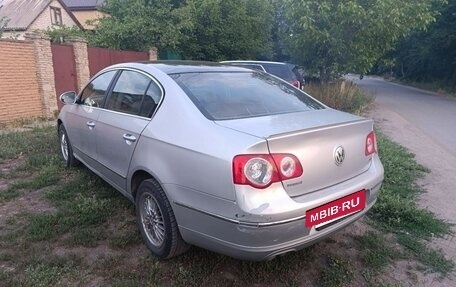Volkswagen Passat B6, 2005 год, 400 000 рублей, 8 фотография