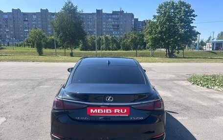 Lexus ES VII, 2020 год, 3 850 000 рублей, 4 фотография