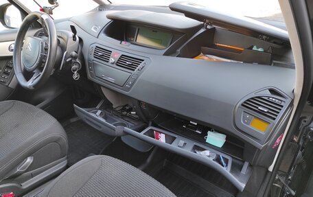Citroen C4 Picasso II рестайлинг, 2010 год, 688 000 рублей, 10 фотография