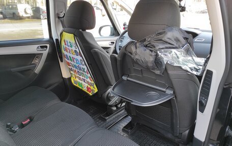 Citroen C4 Picasso II рестайлинг, 2010 год, 688 000 рублей, 5 фотография