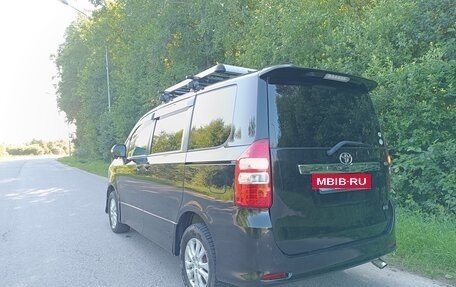 Toyota Noah III, 2011 год, 2 150 000 рублей, 5 фотография