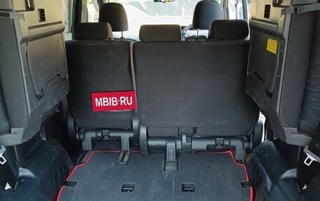 Toyota Noah III, 2011 год, 2 150 000 рублей, 14 фотография