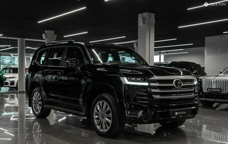 Toyota Land Cruiser, 2025 год, 13 300 000 рублей, 2 фотография