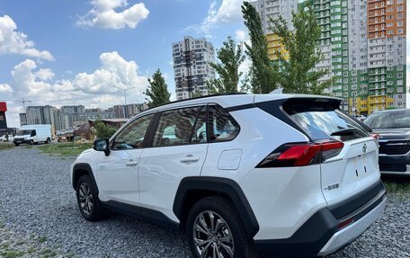 Toyota RAV4, 2025 год, 3 600 000 рублей, 3 фотография
