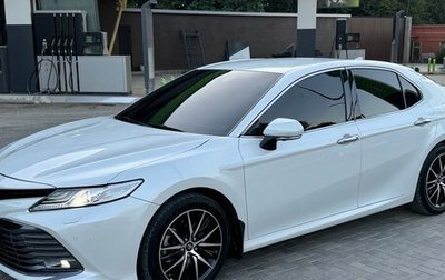 Toyota Camry, 2019 год, 2 800 000 рублей, 1 фотография