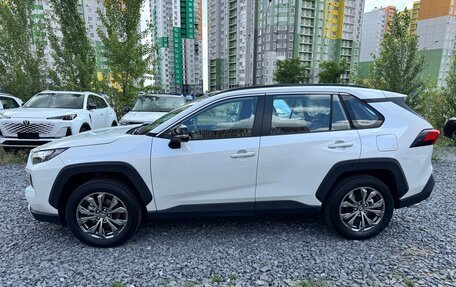 Toyota RAV4, 2025 год, 3 600 000 рублей, 12 фотография