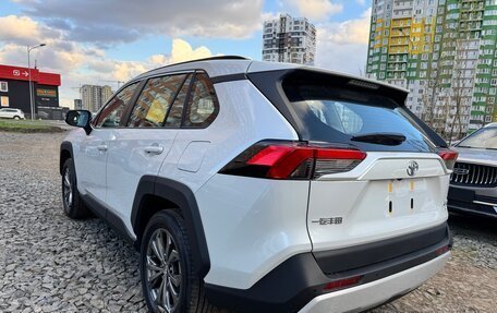 Toyota RAV4, 2025 год, 3 600 000 рублей, 19 фотография
