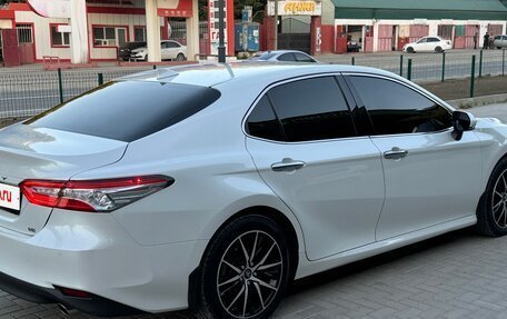 Toyota Camry, 2019 год, 2 800 000 рублей, 3 фотография