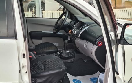 Mitsubishi L200 IV рестайлинг, 2012 год, 1 399 000 рублей, 14 фотография