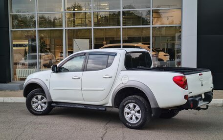 Mitsubishi L200 IV рестайлинг, 2012 год, 1 399 000 рублей, 3 фотография