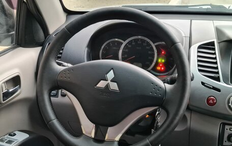 Mitsubishi L200 IV рестайлинг, 2012 год, 1 399 000 рублей, 17 фотография