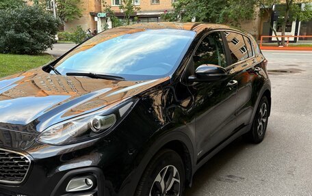 KIA Sportage IV рестайлинг, 2021 год, 2 500 000 рублей, 3 фотография