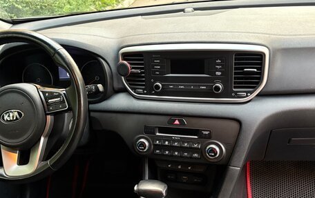 KIA Sportage IV рестайлинг, 2021 год, 2 500 000 рублей, 12 фотография