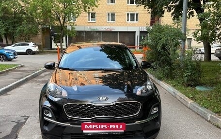 KIA Sportage IV рестайлинг, 2021 год, 2 500 000 рублей, 2 фотография