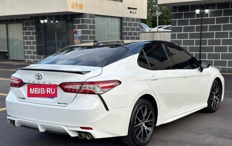 Toyota Camry, 2022 год, 2 393 000 рублей, 6 фотография