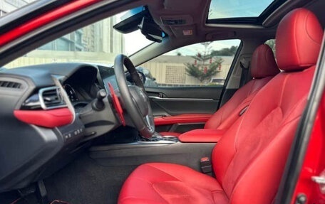 Toyota Camry, 2022 год, 2 393 000 рублей, 9 фотография