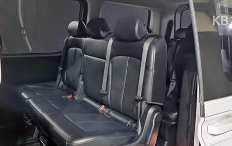 Hyundai Staria, 2021 год, 3 000 000 рублей, 7 фотография