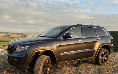 Jeep Grand Cherokee, 2012 год, 2 000 000 рублей, 2 фотография