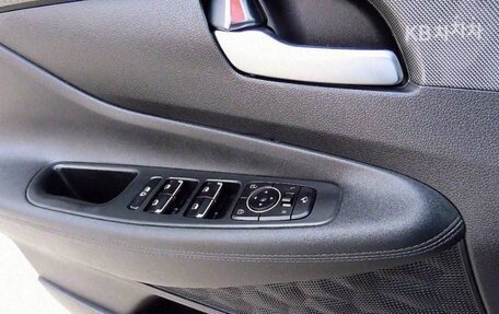 Hyundai Santa Fe IV, 2021 год, 2 345 000 рублей, 18 фотография