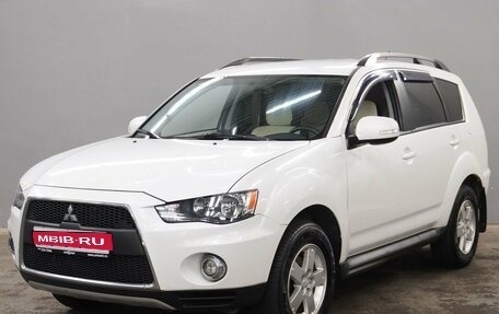 Mitsubishi Outlander III рестайлинг 3, 2012 год, 1 315 000 рублей, 1 фотография