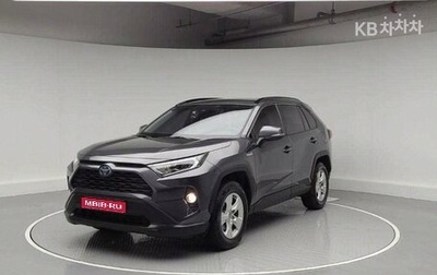 Toyota RAV4, 2020 год, 3 000 000 рублей, 1 фотография