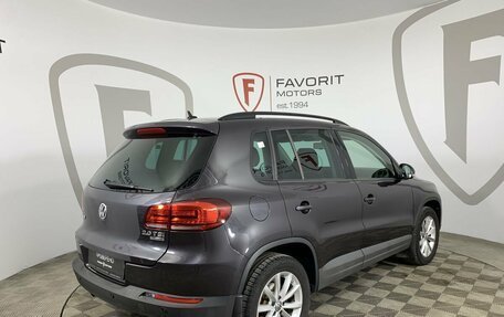 Volkswagen Tiguan I, 2015 год, 1 400 000 рублей, 6 фотография