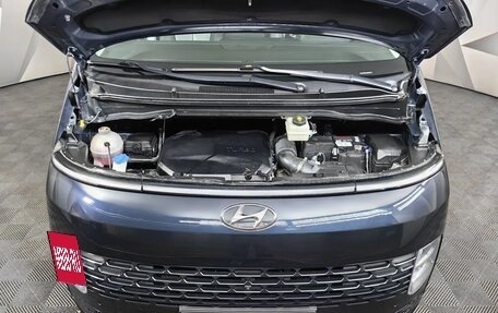 Hyundai Staria, 2021 год, 5 250 000 рублей, 21 фотография
