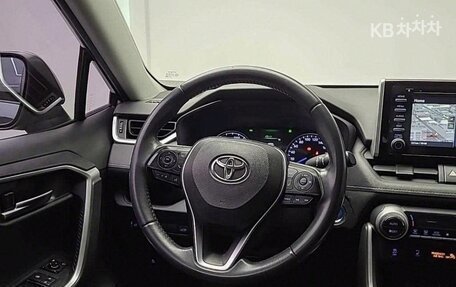 Toyota RAV4, 2020 год, 3 000 000 рублей, 6 фотография