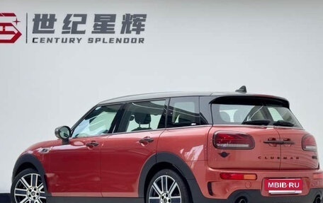 MINI Clubman, 2022 год, 2 330 000 рублей, 4 фотография