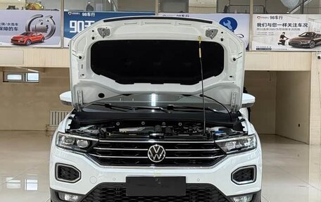 Volkswagen T-Roc I, 2022 год, 1 450 888 рублей, 4 фотография