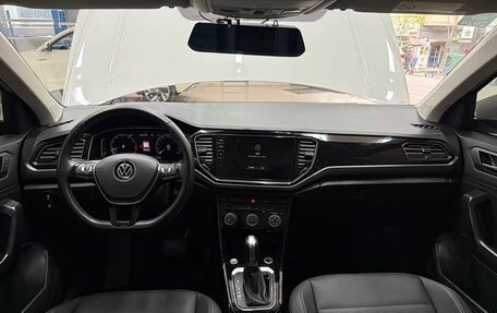 Volkswagen T-Roc I, 2022 год, 1 450 888 рублей, 14 фотография