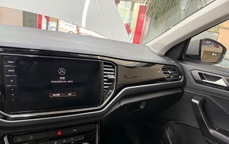 Volkswagen T-Roc I, 2022 год, 1 450 888 рублей, 17 фотография