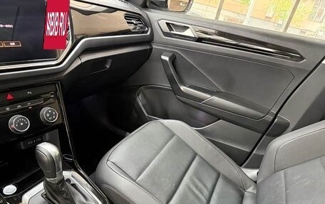 Volkswagen T-Roc I, 2022 год, 1 450 888 рублей, 16 фотография