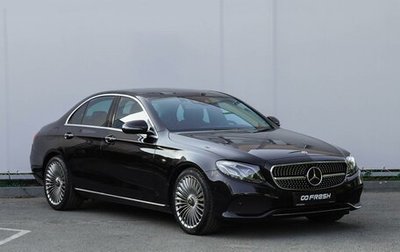 Mercedes-Benz E-Класс, 2019 год, 4 300 000 рублей, 1 фотография