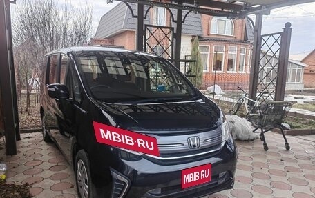 Honda Stepwgn IV, 2020 год, 2 050 000 рублей, 1 фотография