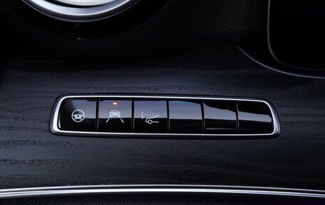 Mercedes-Benz E-Класс, 2019 год, 4 300 000 рублей, 20 фотография