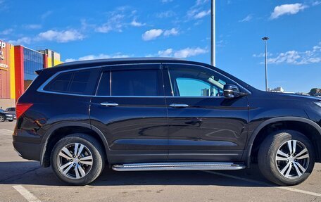 Honda Pilot III рестайлинг, 2016 год, 3 150 000 рублей, 2 фотография