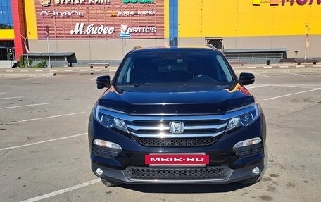 Honda Pilot III рестайлинг, 2016 год, 3 150 000 рублей, 8 фотография