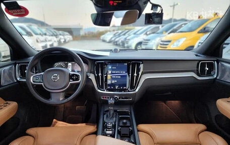 Volvo S60 III, 2022 год, 2 945 123 рублей, 8 фотография