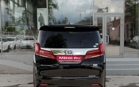 Toyota Alphard III, 2018 год, 3 900 000 рублей, 5 фотография