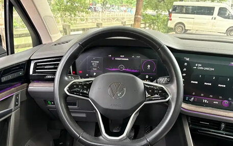 Volkswagen Touareg III, 2021 год, 4 200 000 рублей, 9 фотография