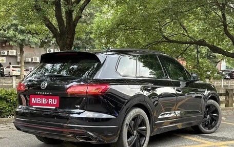 Volkswagen Touareg III, 2021 год, 4 200 000 рублей, 4 фотография