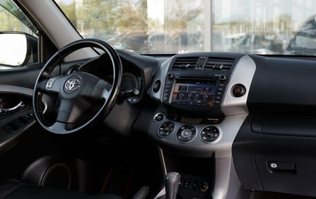 Toyota RAV4, 2006 год, 1 150 000 рублей, 10 фотография