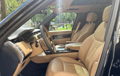 Land Rover Range Rover IV рестайлинг, 2023 год, 15 700 000 рублей, 12 фотография