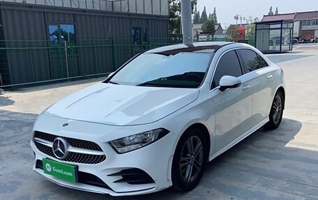 Mercedes-Benz A-Класс, 2020 год, 1 350 596 рублей, 1 фотография